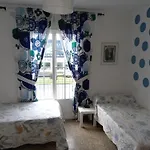 Casa De Amigos *