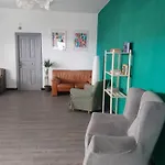 Casa De Amigos *