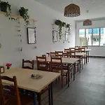 Casa De Amigos بيت ضيافة *